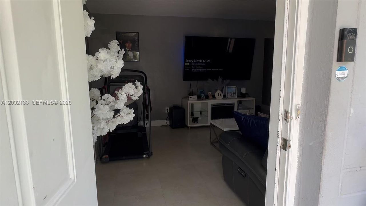 En Venta: $419,677 (3 camas, 2 baños, 1722 Pies cuadrados)