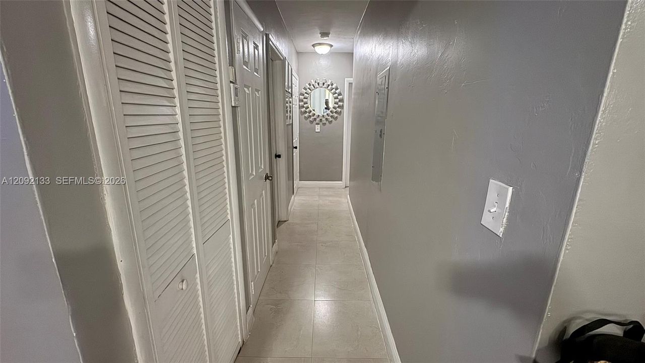 En Venta: $419,677 (3 camas, 2 baños, 1722 Pies cuadrados)