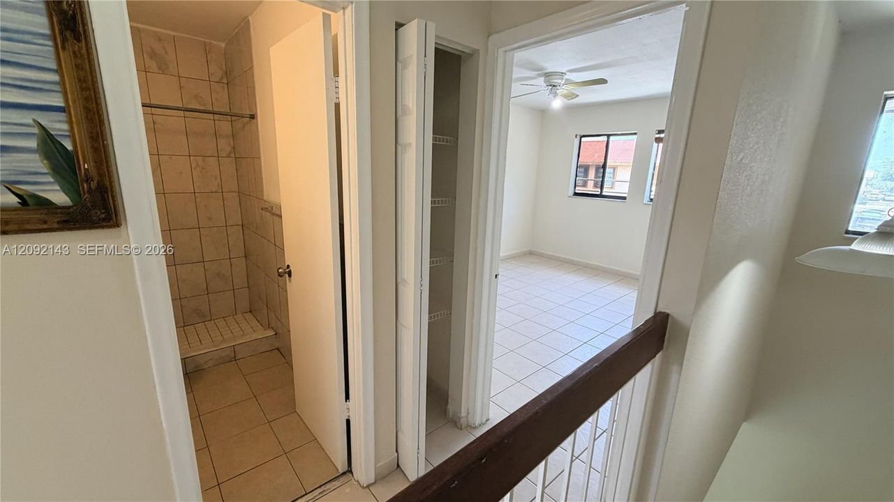 En Venta: $198,543 (2 camas, 1 baños, 884 Pies cuadrados)