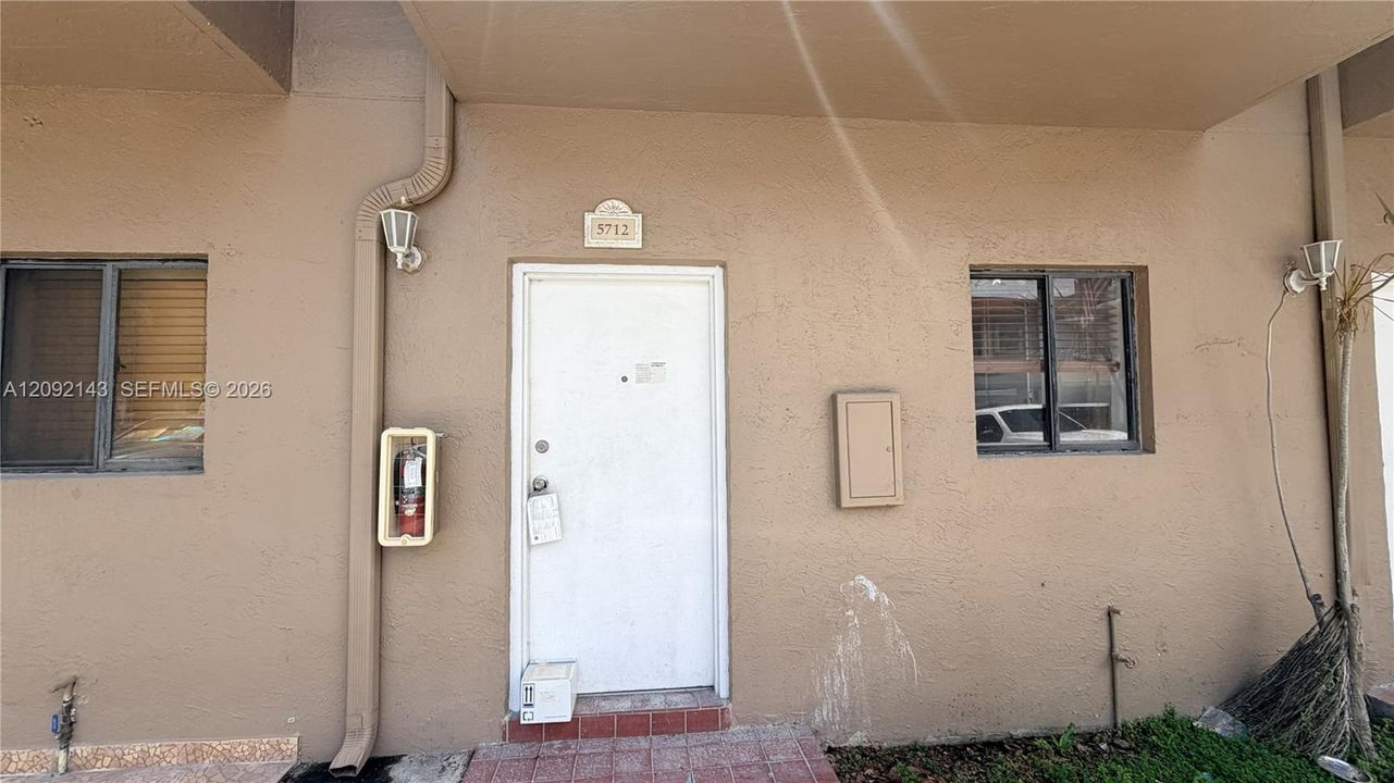 En Venta: $198,543 (2 camas, 1 baños, 884 Pies cuadrados)