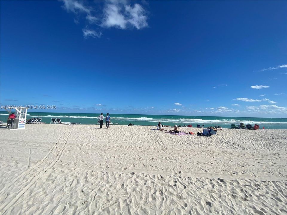 Beach Service with Discount for Residents