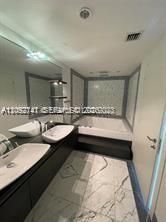 For Rent: $3,950 (1 beds, 1 baths, 938 Square Feet)