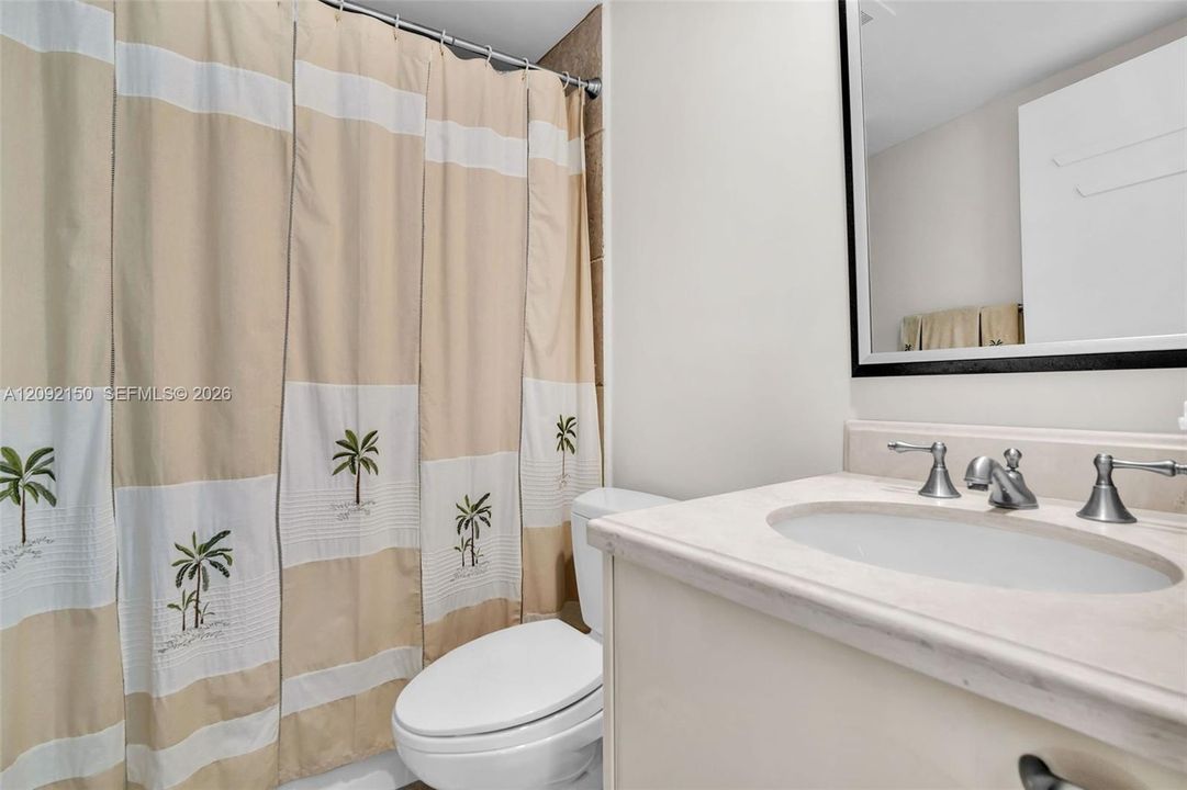 В аренду: $12,500 (3 спален, 3 ванн, 2726 Квадратных фут)
