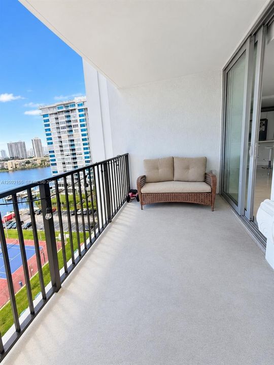 For Rent: $3,300 (2 beds, 2 baths, 1232 Square Feet)