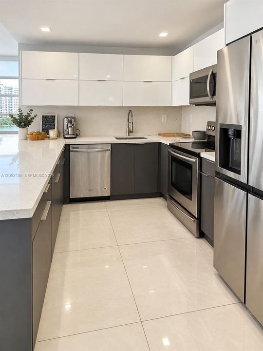For Rent: $3,300 (2 beds, 2 baths, 1232 Square Feet)
