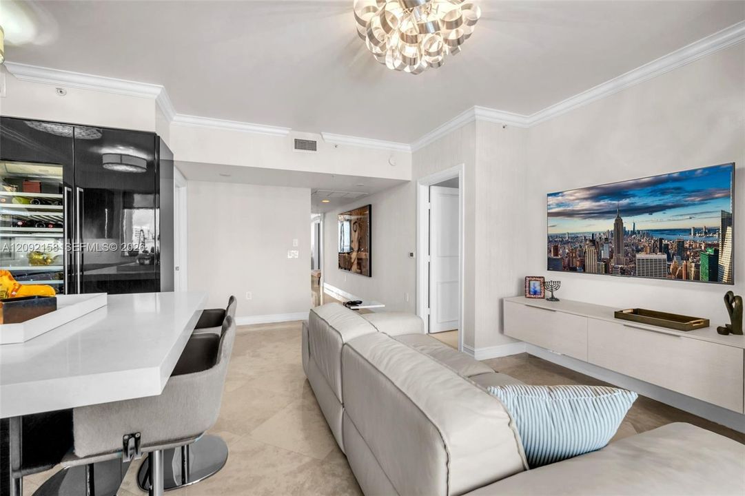 For Sale: $1,795,000 (2 beds, 2 baths, 2141 Square Feet)