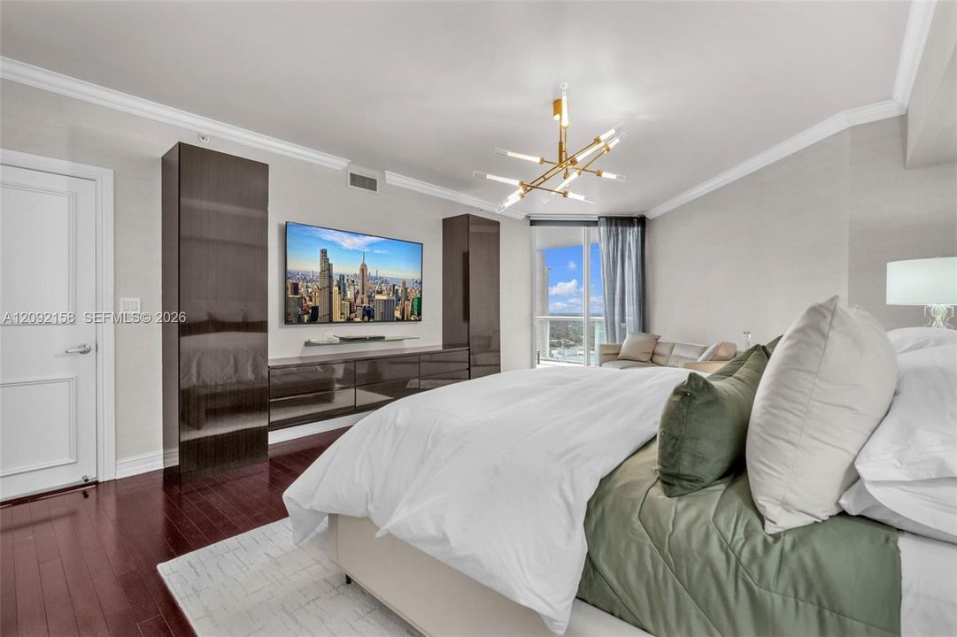 For Sale: $1,795,000 (2 beds, 2 baths, 2141 Square Feet)