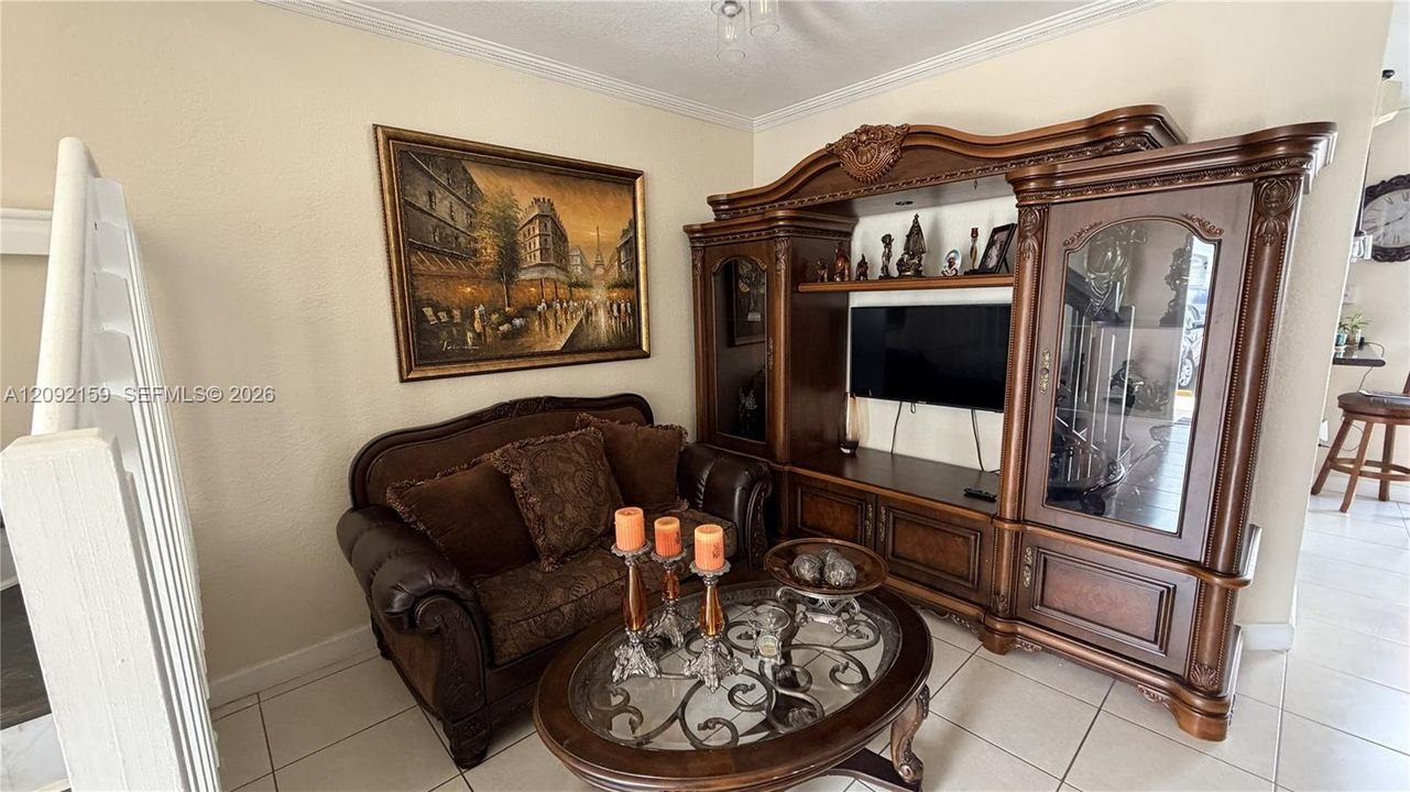 En Venta: $309,100 (4 camas, 3 baños, 1500 Pies cuadrados)