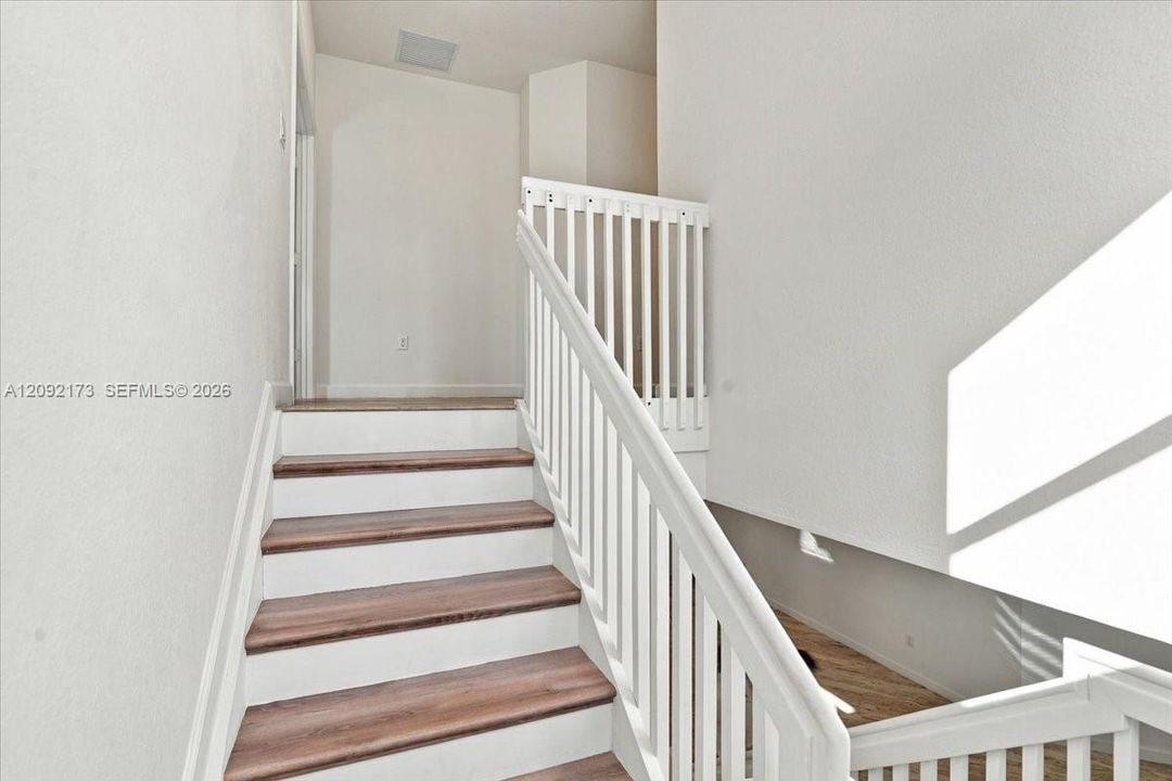 For Rent: $6,000 (5 beds, 4 baths, 2833 Square Feet)
