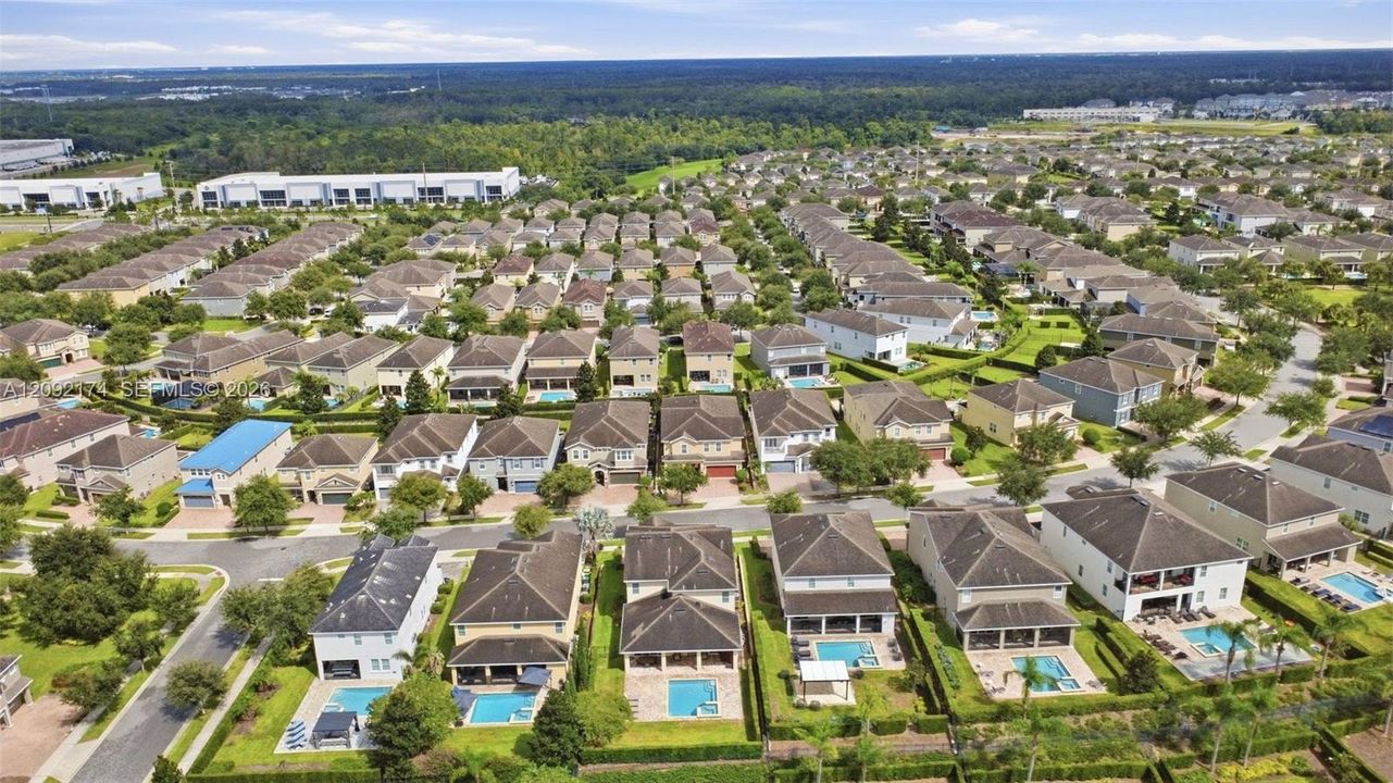 En Venta: $818,000 (8 camas, 8 baños, 4057 Pies cuadrados)