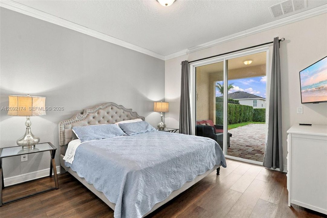En Venta: $818,000 (8 camas, 8 baños, 4057 Pies cuadrados)