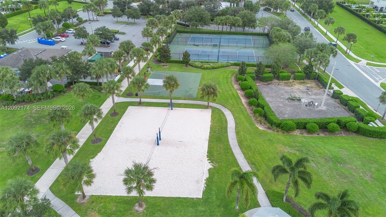 En Venta: $818,000 (8 camas, 8 baños, 4057 Pies cuadrados)