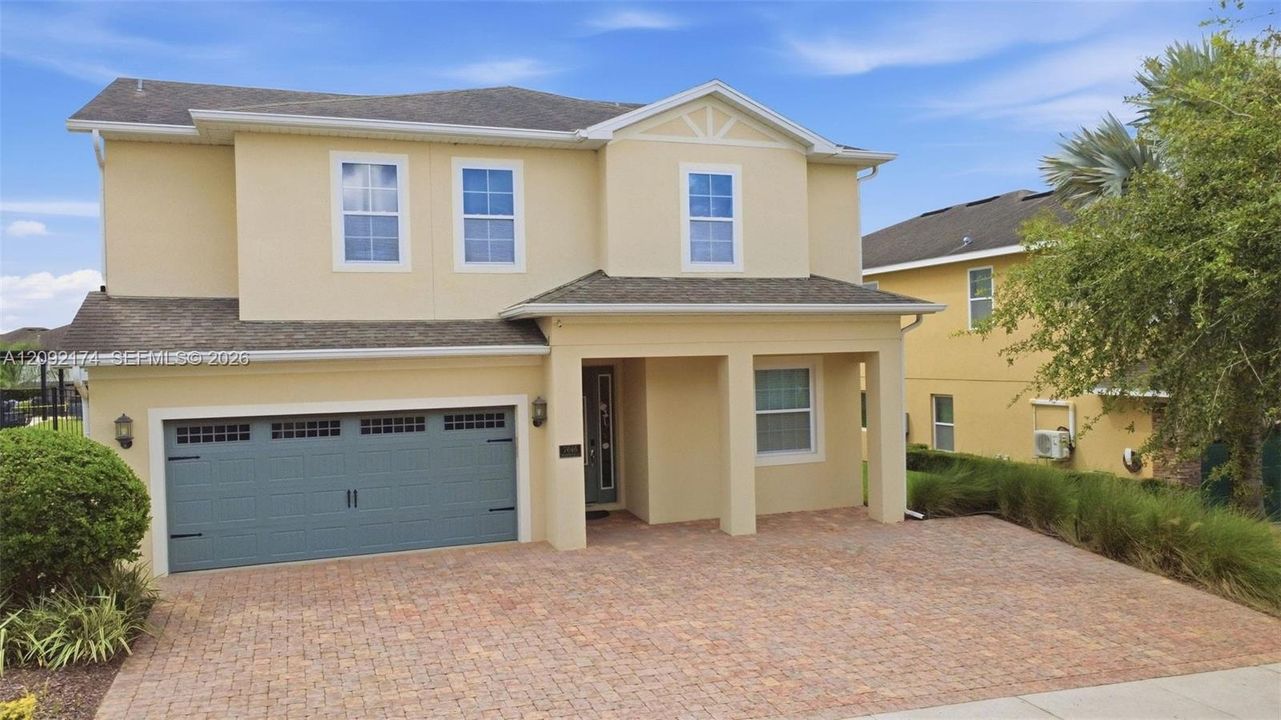 En Venta: $818,000 (8 camas, 8 baños, 4057 Pies cuadrados)