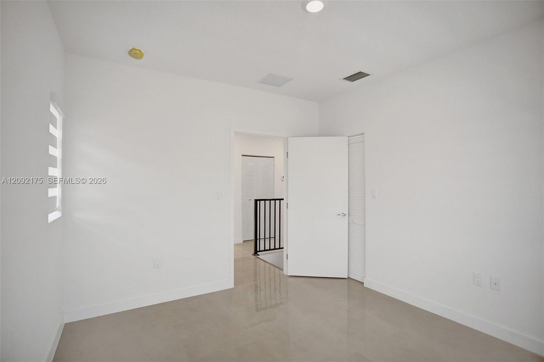 В аренду: $3,450 (5 спален, 4 ванн, 2281 Квадратных фут)