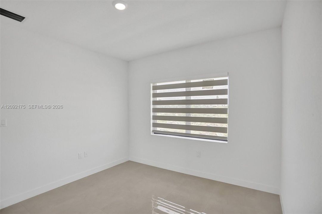 В аренду: $3,450 (5 спален, 4 ванн, 2281 Квадратных фут)