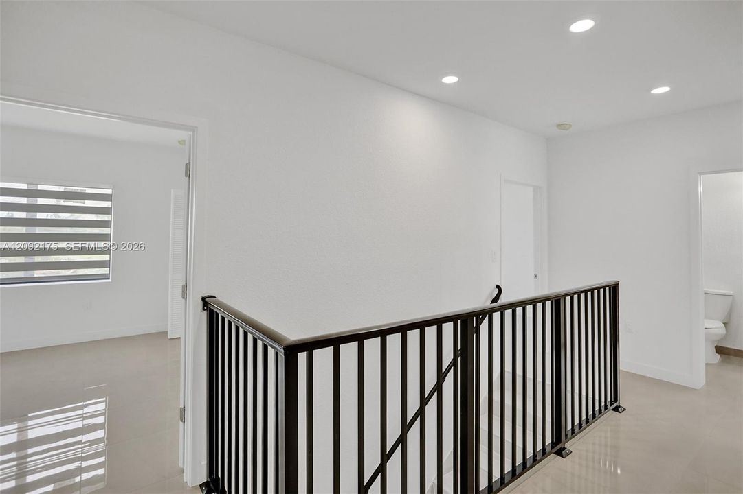 В аренду: $3,450 (5 спален, 4 ванн, 2281 Квадратных фут)