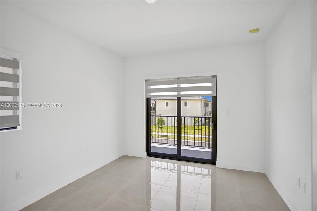 В аренду: $3,450 (5 спален, 4 ванн, 2281 Квадратных фут)