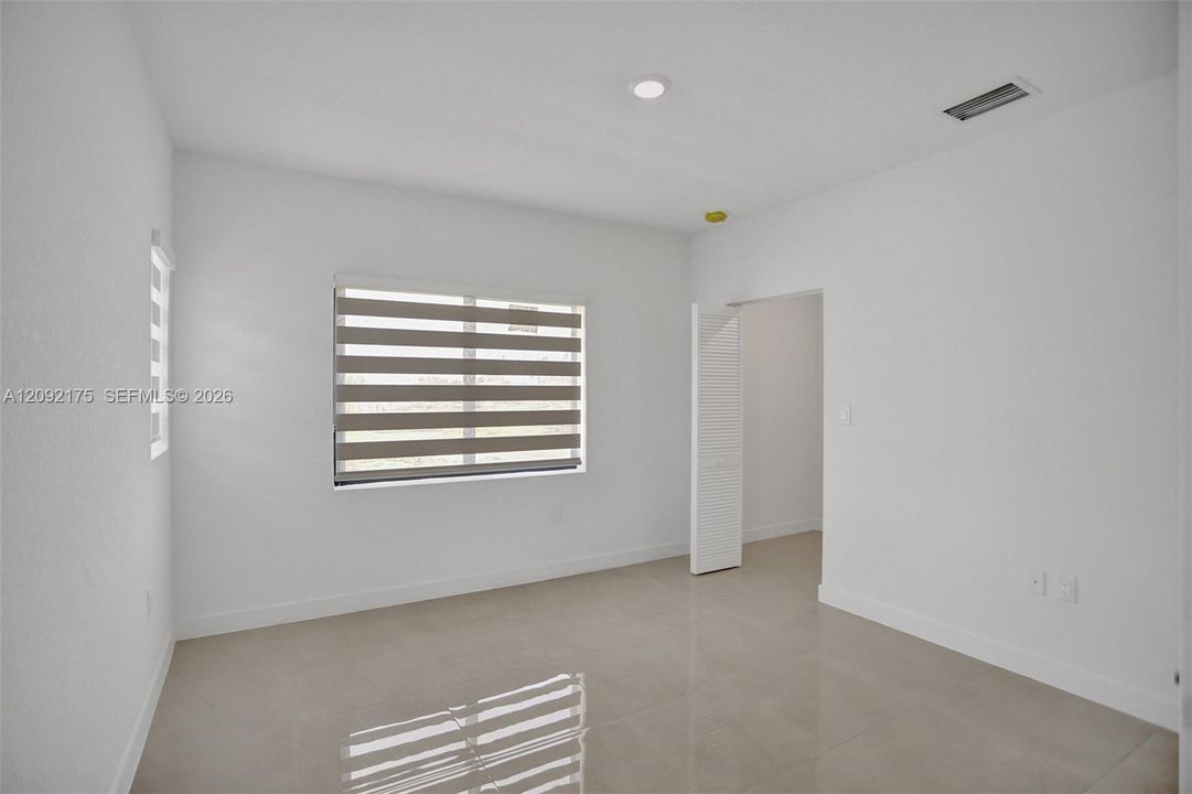 В аренду: $3,450 (5 спален, 4 ванн, 2281 Квадратных фут)