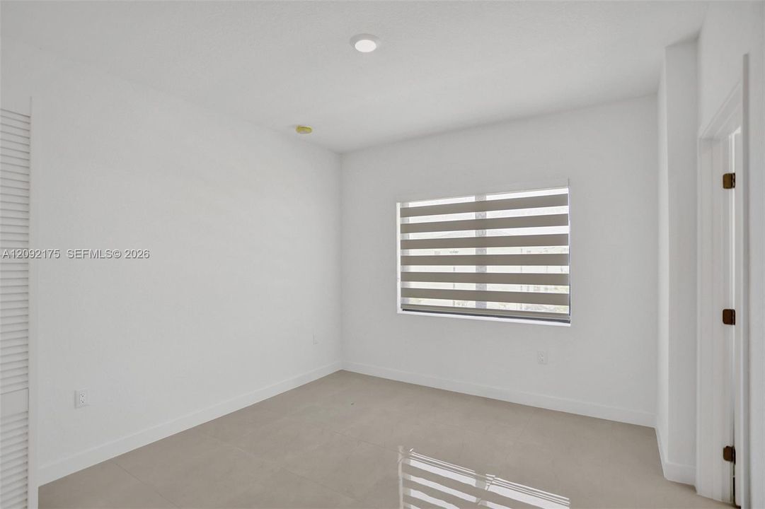 В аренду: $3,450 (5 спален, 4 ванн, 2281 Квадратных фут)