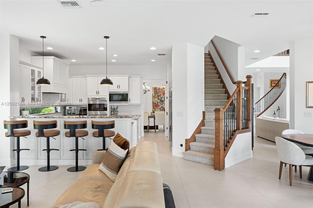 For Rent: $15,000 (6 beds, 4 baths, 4835 Square Feet)