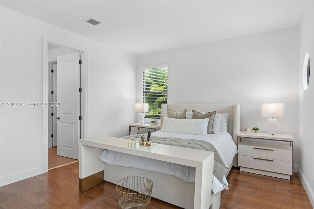 For Rent: $15,000 (6 beds, 4 baths, 4835 Square Feet)