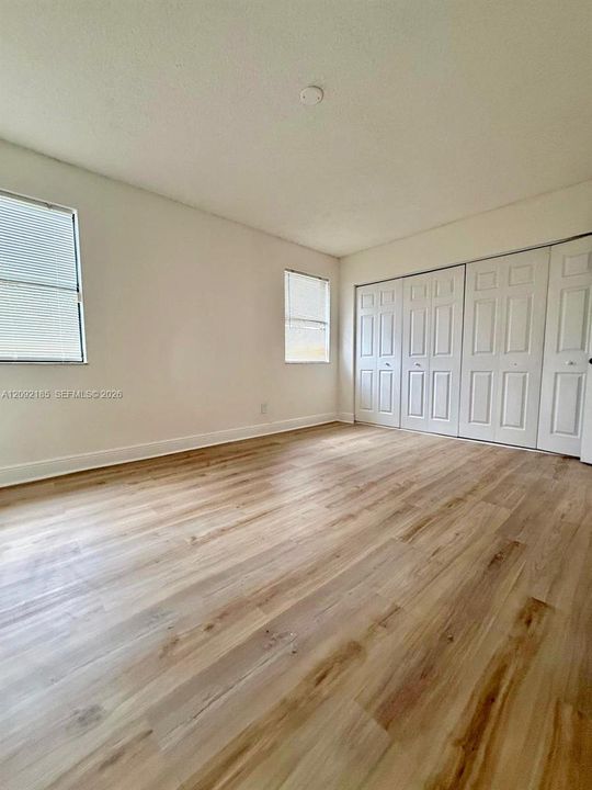 В аренду: $2,500 (2 спален, 1 ванн, 1008 Квадратных фут)