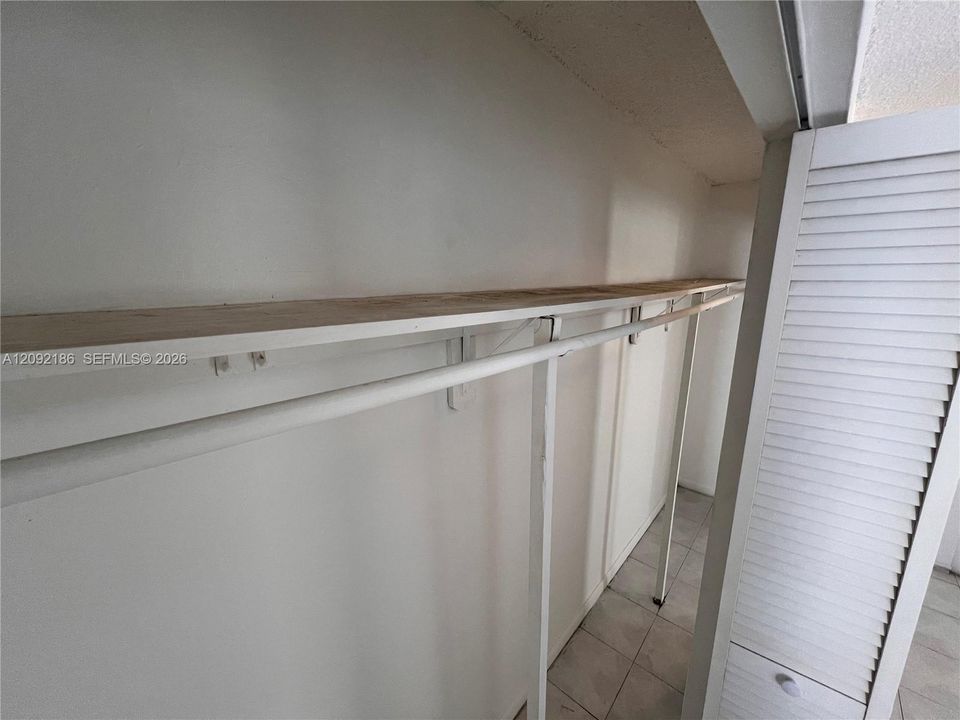 En Venta: $215,000 (1 camas, 1 baños, 721 Pies cuadrados)