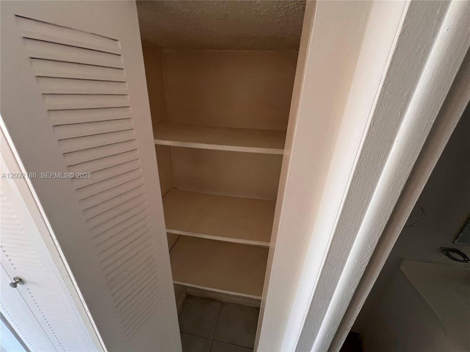 En Venta: $215,000 (1 camas, 1 baños, 721 Pies cuadrados)
