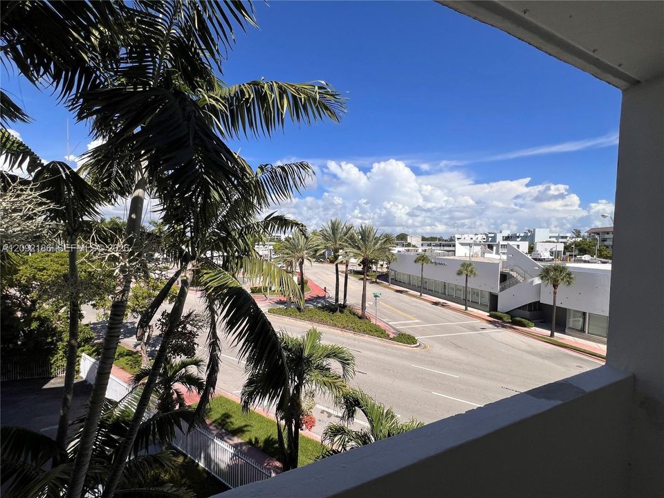 En Venta: $215,000 (1 camas, 1 baños, 721 Pies cuadrados)