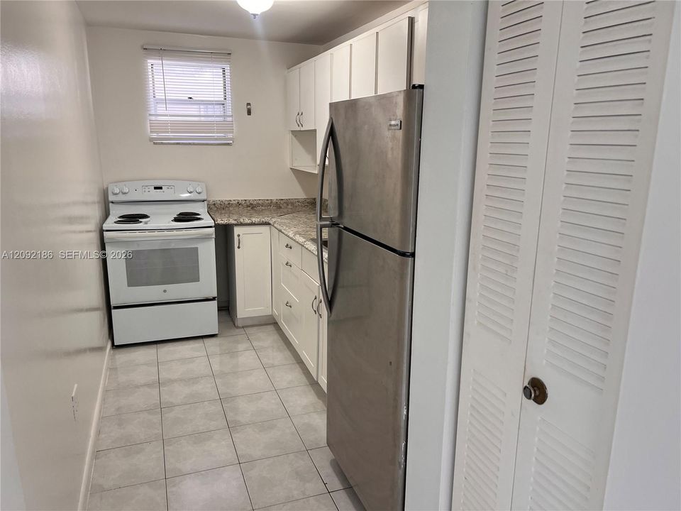 En Venta: $215,000 (1 camas, 1 baños, 721 Pies cuadrados)