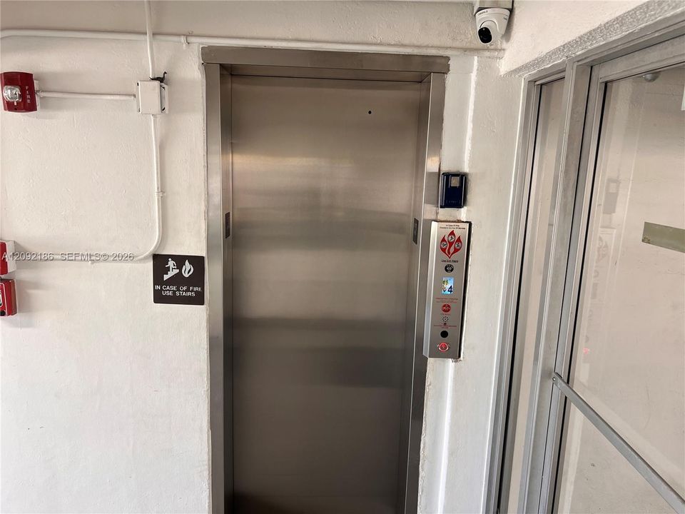 En Venta: $215,000 (1 camas, 1 baños, 721 Pies cuadrados)