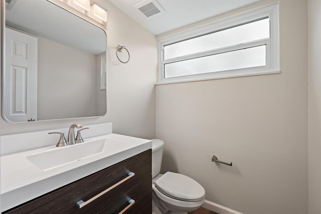 502 Lakewood Dr 10b-4