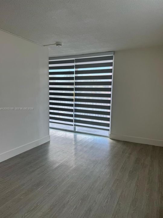 For Rent: $2,400 (1 beds, 1 baths, 626 Square Feet)