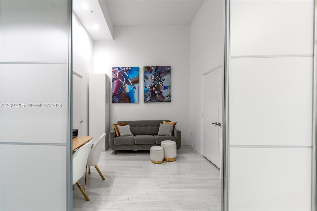 For Rent: $4,950 (2 beds, 2 baths, 1377 Square Feet)