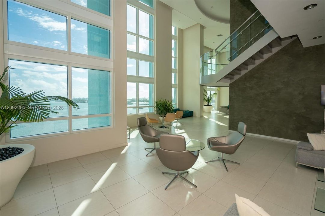 For Rent: $4,950 (2 beds, 2 baths, 1377 Square Feet)