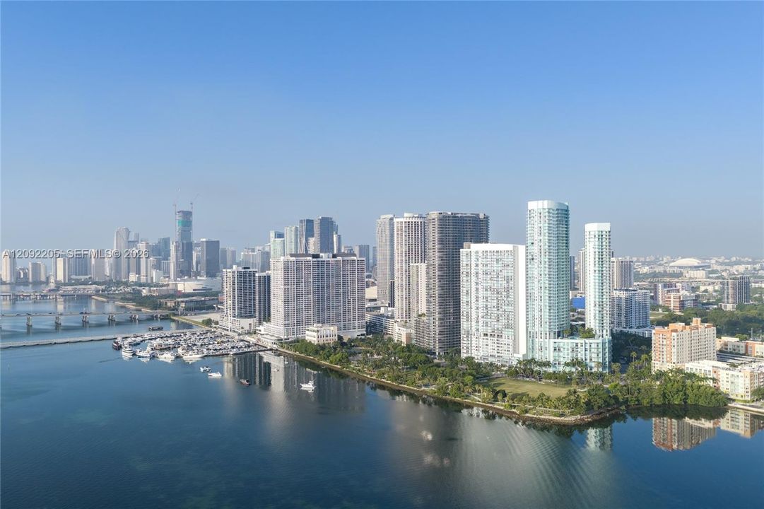 For Rent: $4,950 (2 beds, 2 baths, 1377 Square Feet)