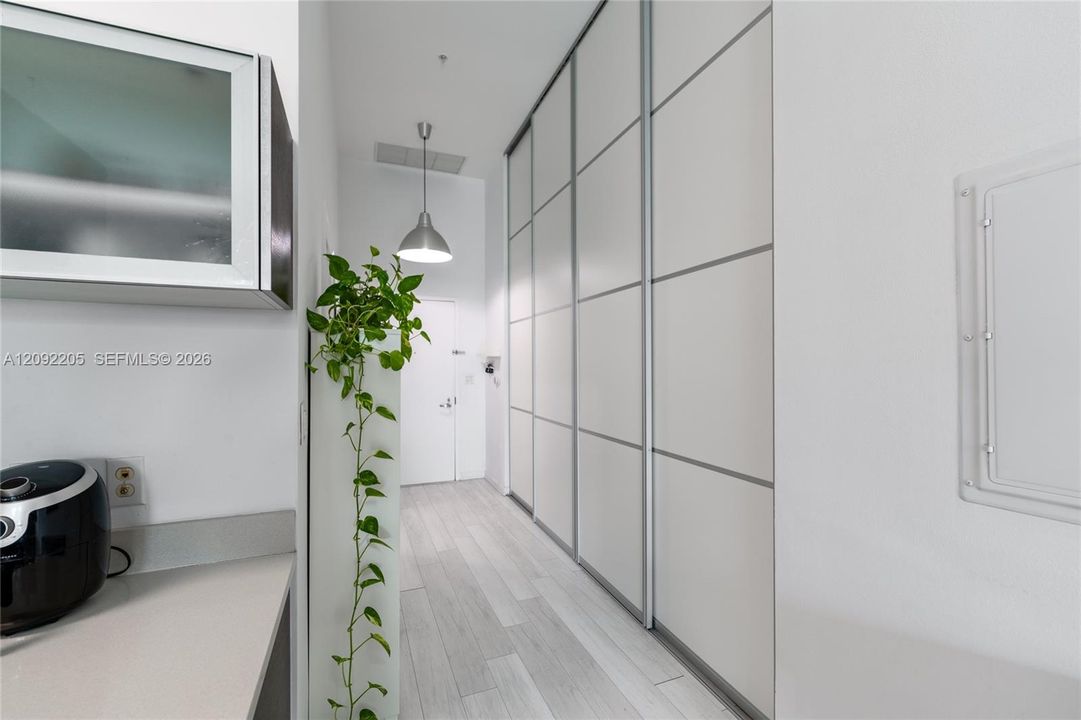 For Rent: $4,950 (2 beds, 2 baths, 1377 Square Feet)