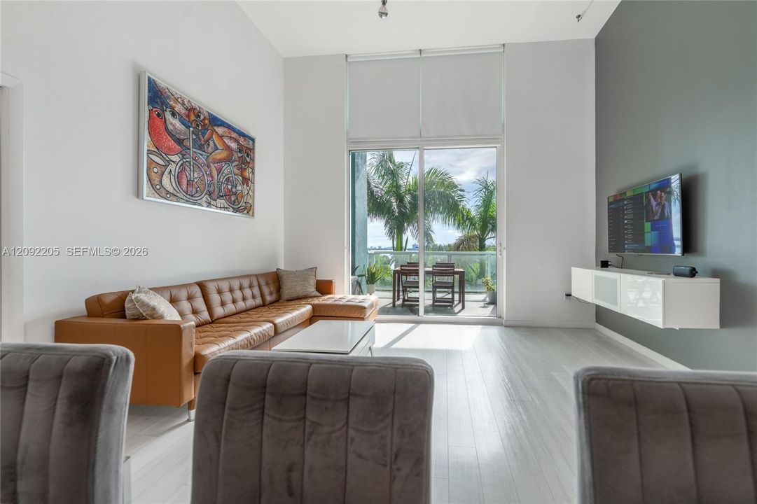 For Rent: $4,950 (2 beds, 2 baths, 1377 Square Feet)