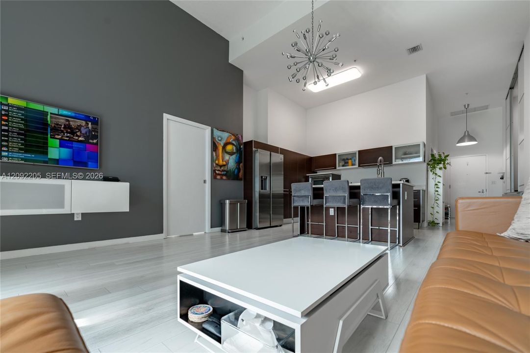 For Rent: $4,950 (2 beds, 2 baths, 1377 Square Feet)