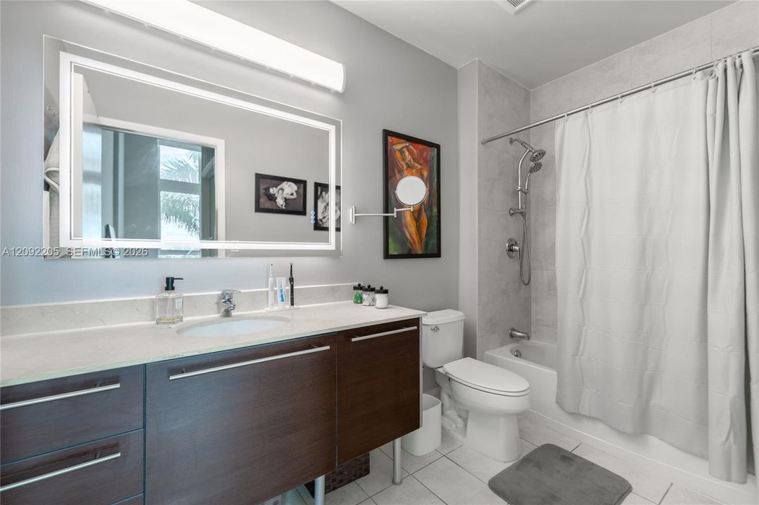For Rent: $4,950 (2 beds, 2 baths, 1377 Square Feet)