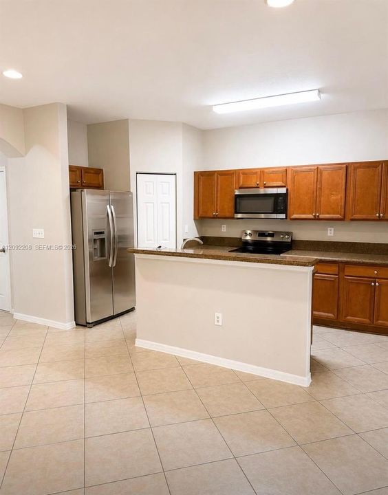 En Renta: $3,200 (3 camas, 2 baños, 1776 Pies cuadrados)