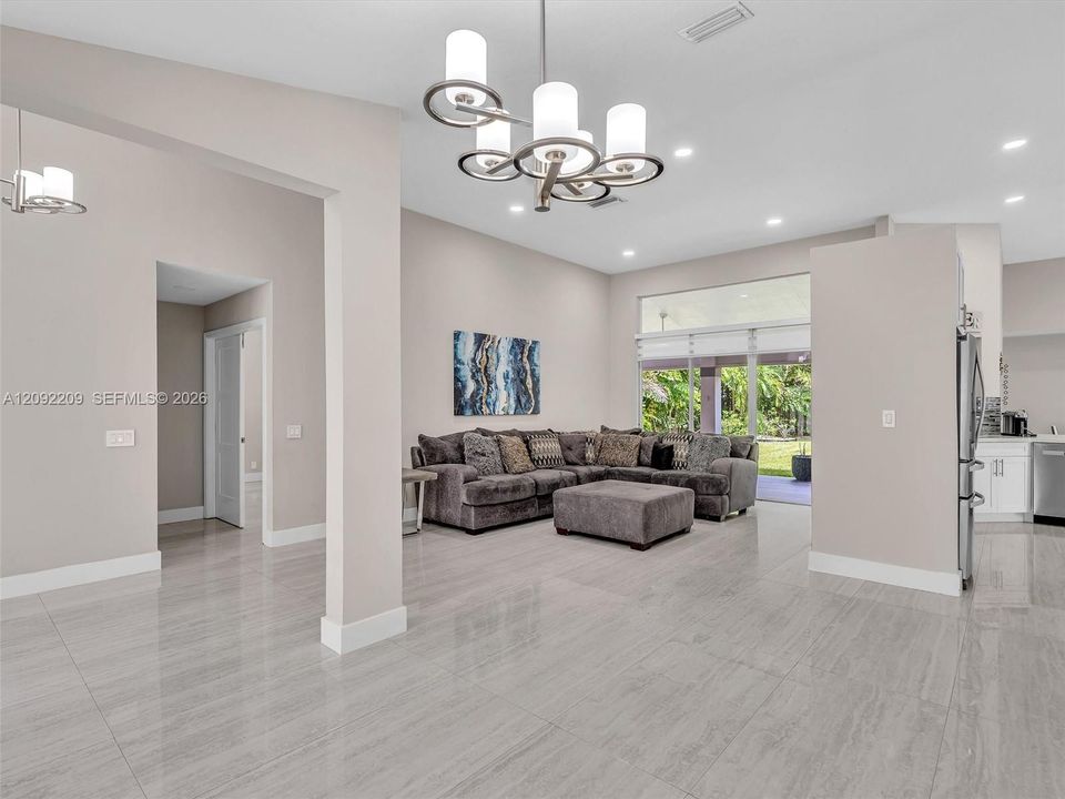 For Rent: $6,000 (4 beds, 2 baths, 2418 Square Feet)