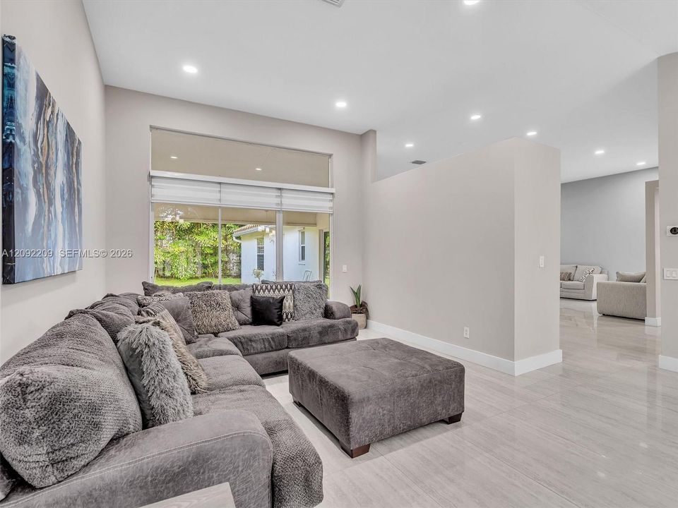 For Rent: $6,000 (4 beds, 2 baths, 2418 Square Feet)