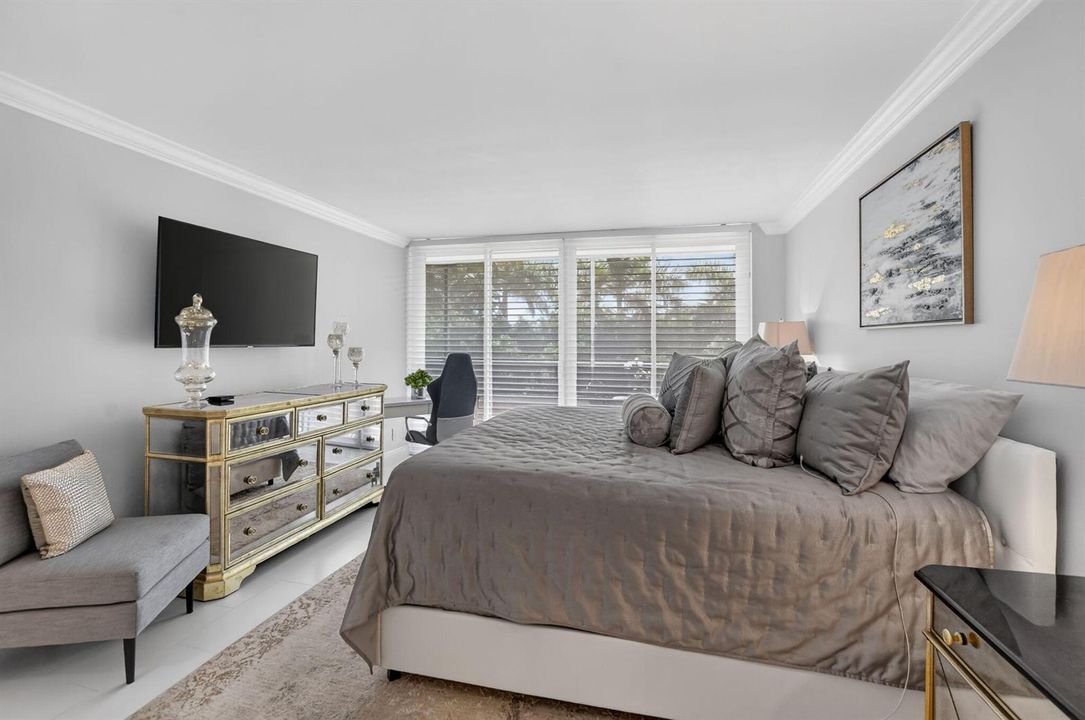 MAIN BED 2