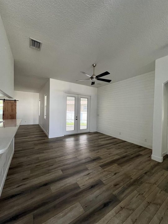 Living room (3)