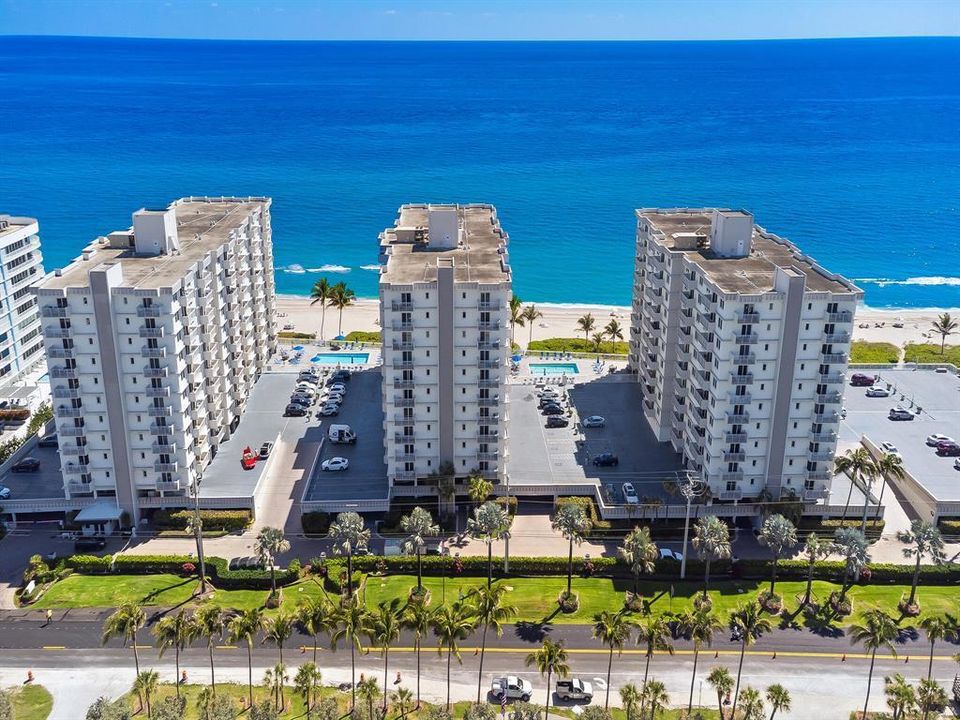 Oceanfront Community