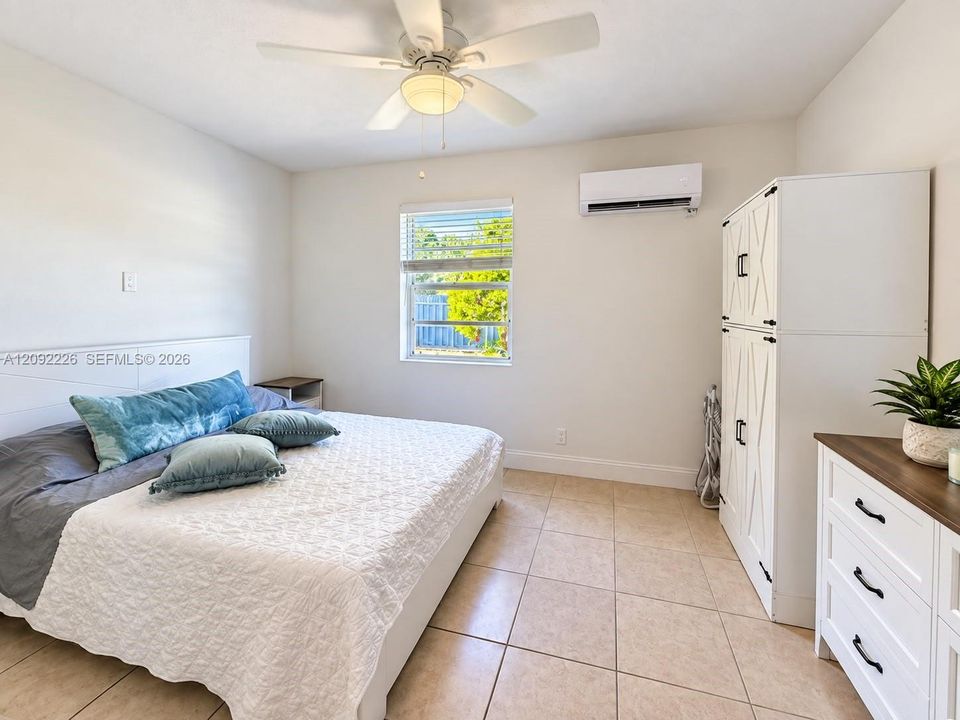 1st bedroom
