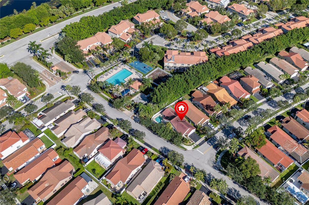 En Venta: $775,000 (3 camas, 2 baños, 1542 Pies cuadrados)