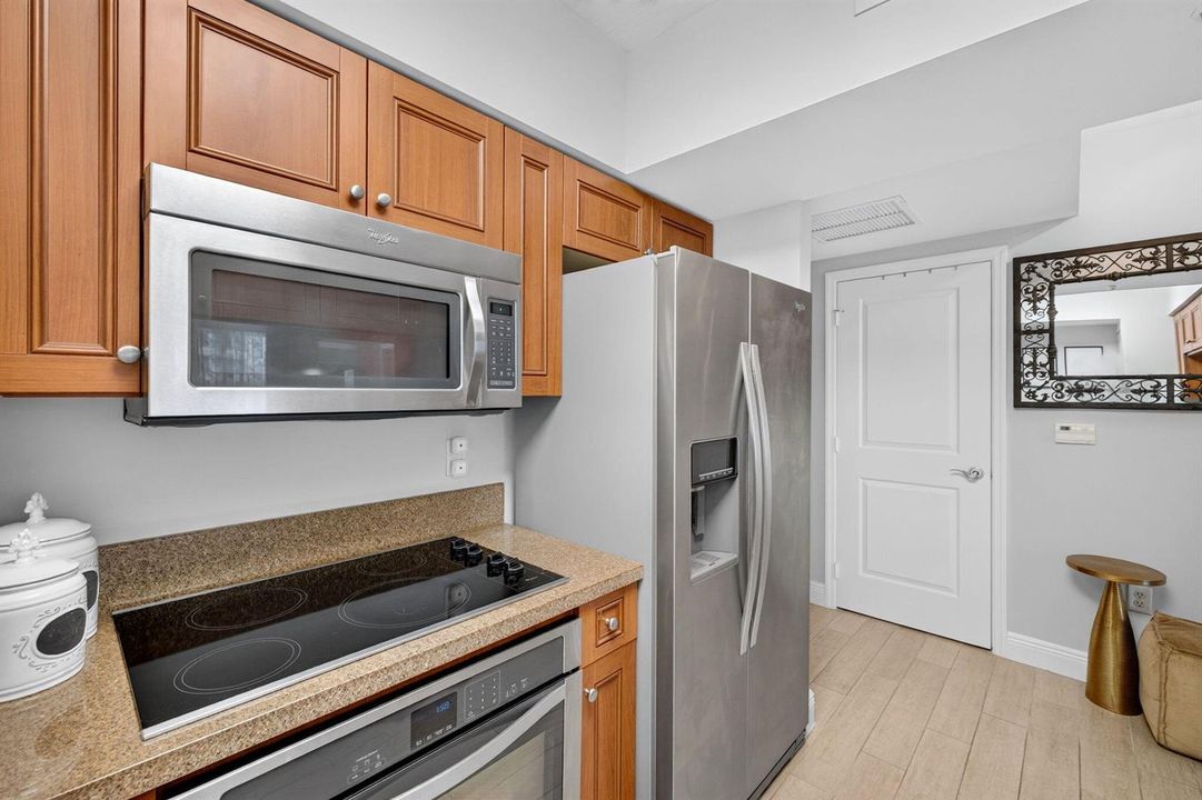 25-web-or-mls-699A5522