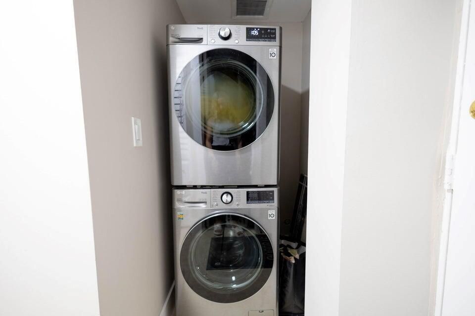 Washer & Dryer